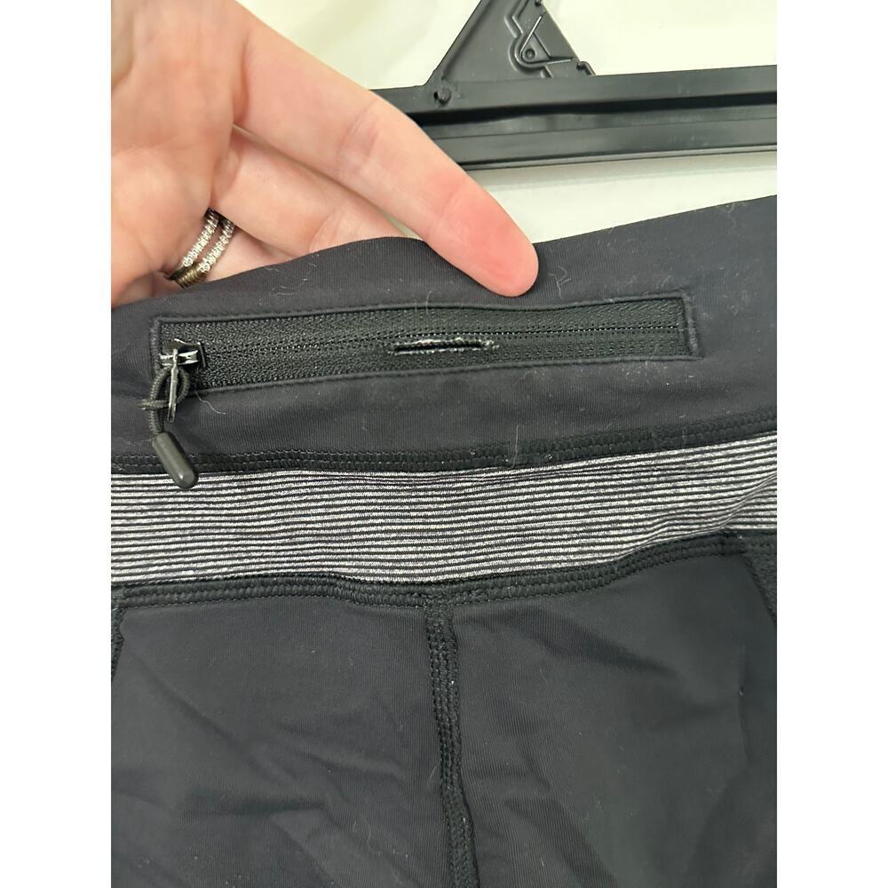 🖤✨ Lululemon Inspire Cropped Black Leggings Size 4 - Strong Girl Chic 💪🏃‍♀️ - Picture 8 of 8